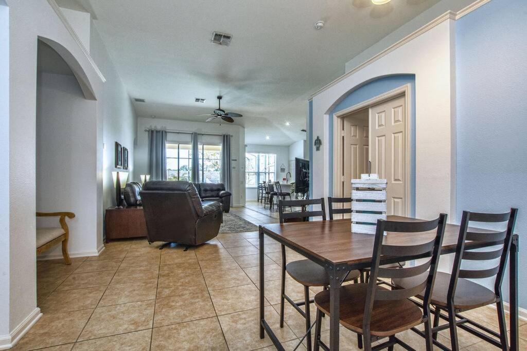 Pool Home In Famous Windsor Palms Resort 4 Miles To Disney, Free Resort Amenities คิสซิมมี ภายนอก รูปภาพ